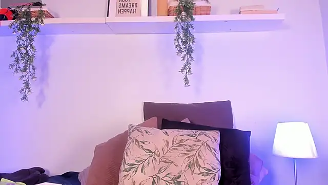 Vampgyal online show from November 14, 8:40 pm