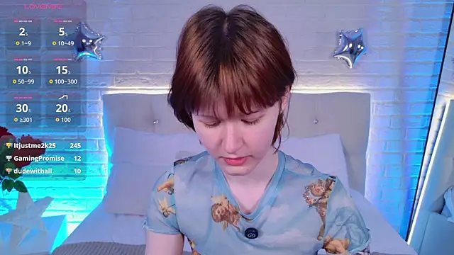 Snapshot of Aria_Vox chatting on June 27, 12:22 pm Aria Vox online show from June 27, 12:22 pm