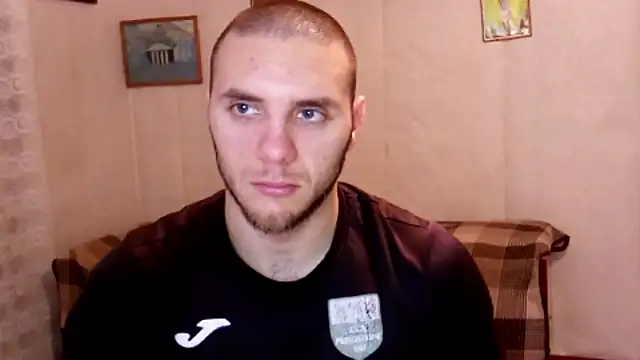 Jordan1Dior online show from November 11, 8:14 am