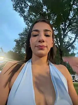 -juicy  online show from November 30, 10:36 pm