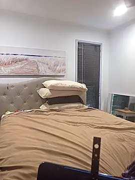 iamthepublickmasterbater online show from March 8, 9:51 pm