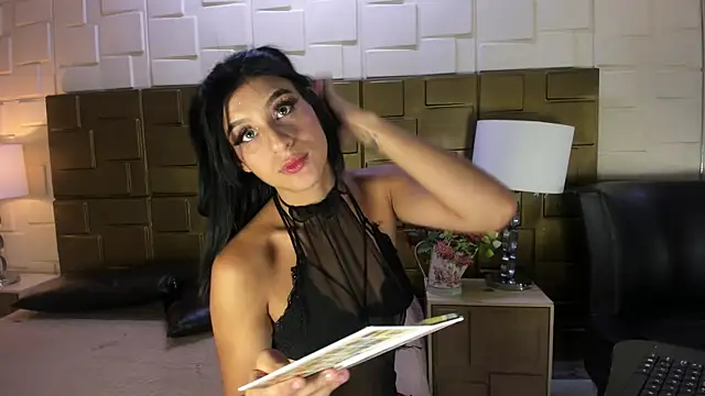 VioletLux online show from October 23, 8:07 pm