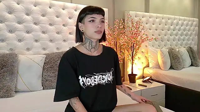 Snapshot of aa_lunit chatting on September 18, 1:13 pm aa lunit online show from September 18, 1:13 pm