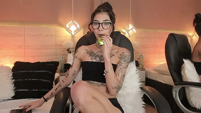 aa lunit online show from January 16, 2:54 pm