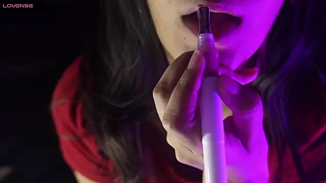 NidhiChandra online show from November 18, 8:19 am