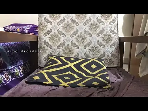 Snapshot of DhakaBabe chatting on October 18, 4:08 pm DhakaBabe online show from October 18, 4:08 pm