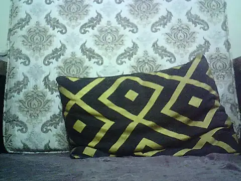 Snapshot of DhakaBabe chatting on November 25, 6:08 pm DhakaBabe online show from November 25, 6:08 pm