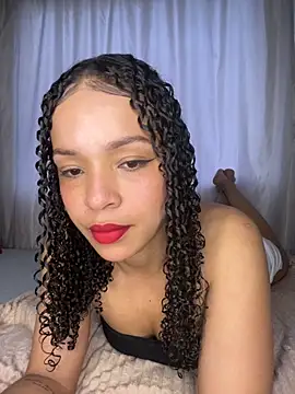 Yasmin777  online show from November 9, 9:46 pm