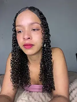 Yasmin777  online show from February 20, 11:49 pm