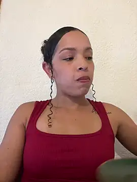 Yasmin777  online show from March 6, 10:28 pm