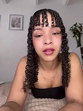 Snapshot of Yasmin777_ chatting on June 10, 6:07 pm Yasmin777 online show from June 10, 6:07 pm