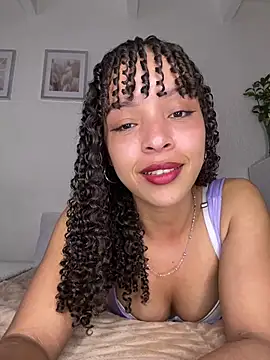 Snapshot of Yasmin777_ chatting on June 16, 10:12 pm Yasmin777 online show from June 16, 10:12 pm