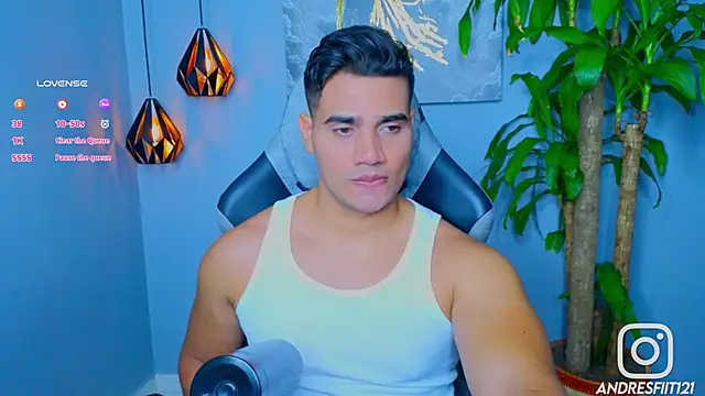 Snapshot of AndresR3 chatting on September 28, 1:55 am AndresR3 online show from September 28, 1:55 am