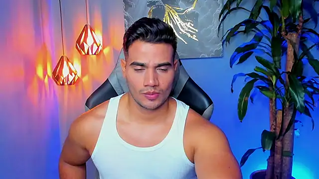 Snapshot of AndresR3 chatting on November 16, 11:43 pm AndresR3 online show from November 16, 11:43 pm