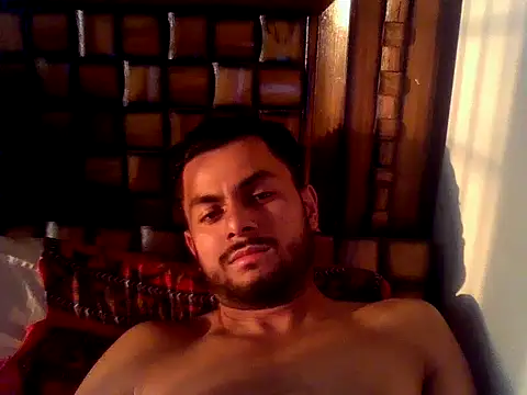 Snapshot of urdreamman chatting on April 5, 12:35 pm urdreamman online show from April 5, 12:35 pm