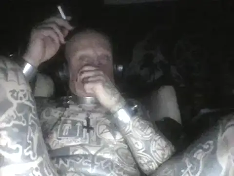 Snapshot of object857 chatting on January 25, 10:51 am object857 online show from January 25, 10:51 am