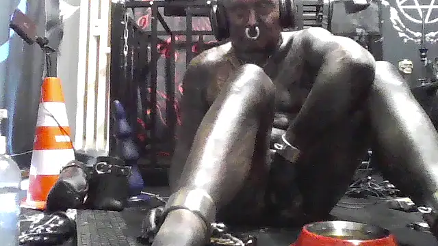 object857 online show from February 25, 8:57 am