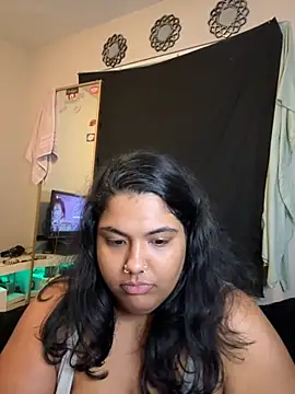 Snapshot of 1n0nlythroat chatting on December 5, 7:28 am 1n0nlythroat online show from December 5, 7:28 am