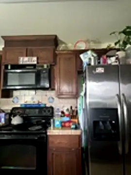 Snapshot of 1n0nlythroat chatting on December 14, 11:09 pm 1n0nlythroat online show from December 14, 11:09 pm