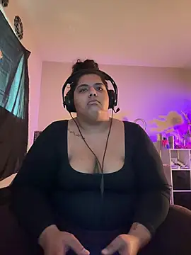 1n0nlythroat online show from January 18, 11:19 pm