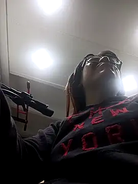  Alaskamisa online show from March 1, 10:45 pm