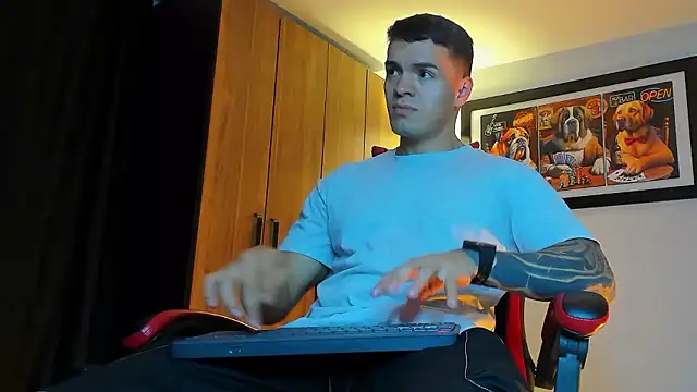 ALPHA DOMINUS  online show from January 9, 4:37 am