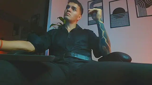Snapshot of ALPHA_DOMINUS_ chatting on June 18, 4:13 am ALPHA DOMINUS online show from June 18, 4:13 am