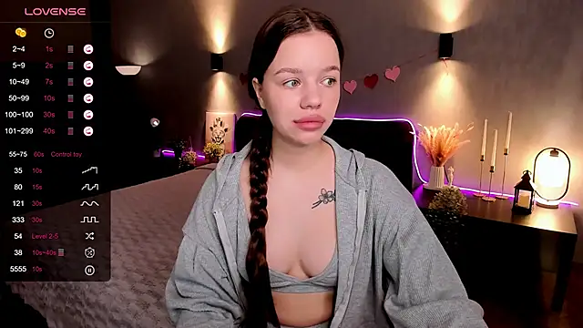 marydreams  online show from February 20, 2:52 am