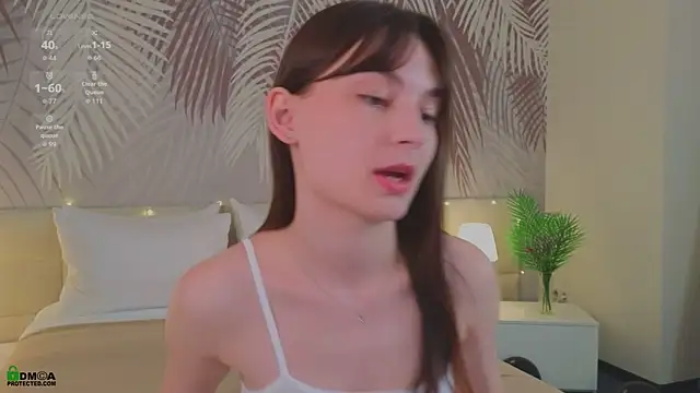 Snapshot of LolaPrise chatting on November 5, 1:38 am LolaPrise online show from November 5, 1:38 am