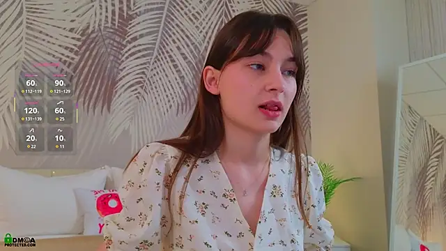 Snapshot of LolaPrise chatting on November 15, 1:47 am LolaPrise online show from November 15, 1:47 am