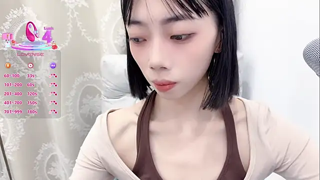 Snapshot of tuantuanle chatting on September 27, 3:50 pm tuantuanle online show from September 27, 3:50 pm