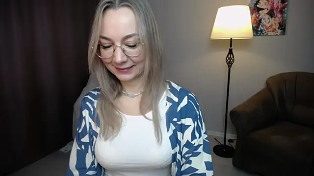 Ava Elior online show from October 19, 6:03 am