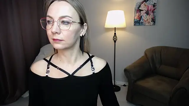 Ava Elior online show from November 2, 6:49 am