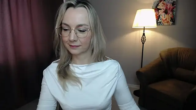 Ava Elior online show from February 22, 11:09 am