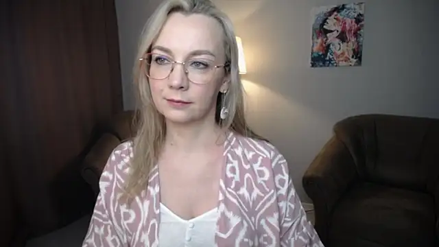 Snapshot of Ava_Elior chatting on May 26, 11:06 am Ava Elior online show from May 26, 11:06 am