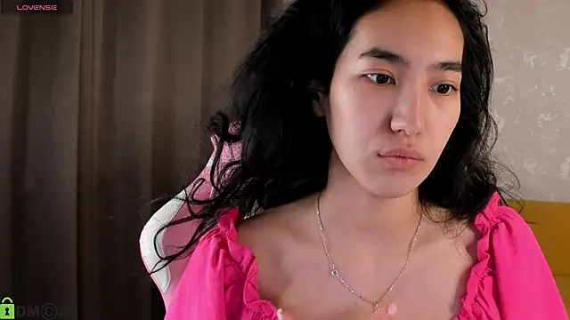 FlirtyAura online show from December 16, 3:11 am