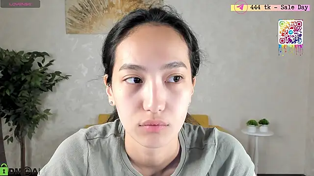 Snapshot of FlirtyAura chatting on May 14, 3:46 am FlirtyAura online show from May 14, 3:46 am