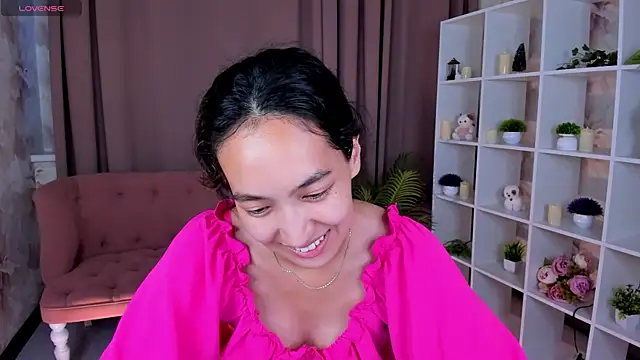 Snapshot of FlirtyAura chatting on July 31, 3:28 am FlirtyAura online show from July 31, 3:28 am