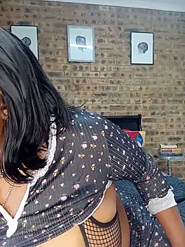 Snapshot of SativaHot96 chatting on June 2, 8:00 pm SativaHot96 online show from June 2, 8:00 pm