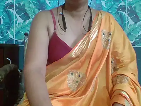 Snapshot of Marathi_q4een01 chatting on May 13, 7:39 am Marathi q4een01 online show from May 13, 7:39 am