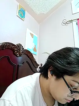 Lovelyrainn online show from December 21, 1:29 pm