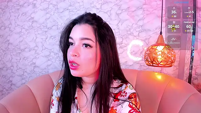 KateLee online show from December 15, 4:22 pm