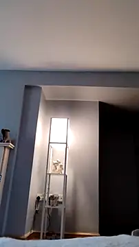 Sophrob96x online show from April 16, 5:36 pm