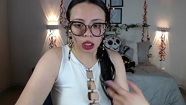 Megan 05  online show from November 9, 6:50 pm