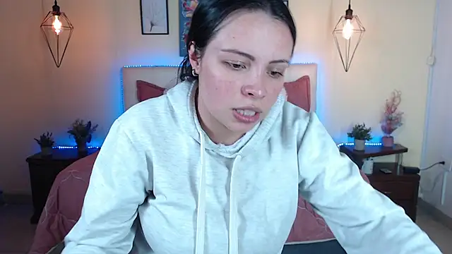 Megan 05  online show from July 9, 7:40 pm