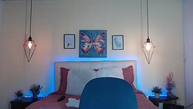Megan 05  online show from July 10, 7:27 pm