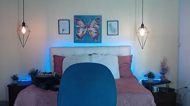 Megan 05  online show from July 24, 7:23 pm