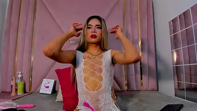 jazmin waked online show from October 5, 2:21 am