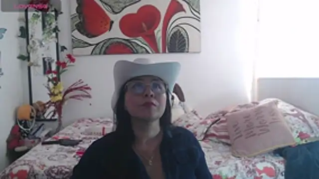 Snapshot of anii_mantilla chatting on July 30, 8:52 pm anii mantilla online show from July 30, 8:52 pm