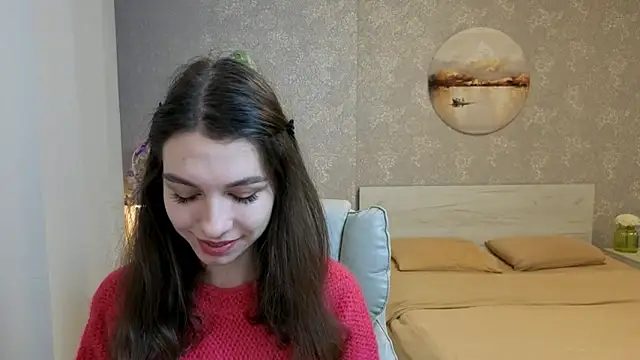 Snapshot of KellyShines chatting on May 3, 4:13 pm KellyShines online show from May 3, 4:13 pm